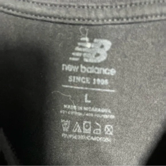 New Balance 880 T-Shirt Size Large Black - Picture 3 of 5